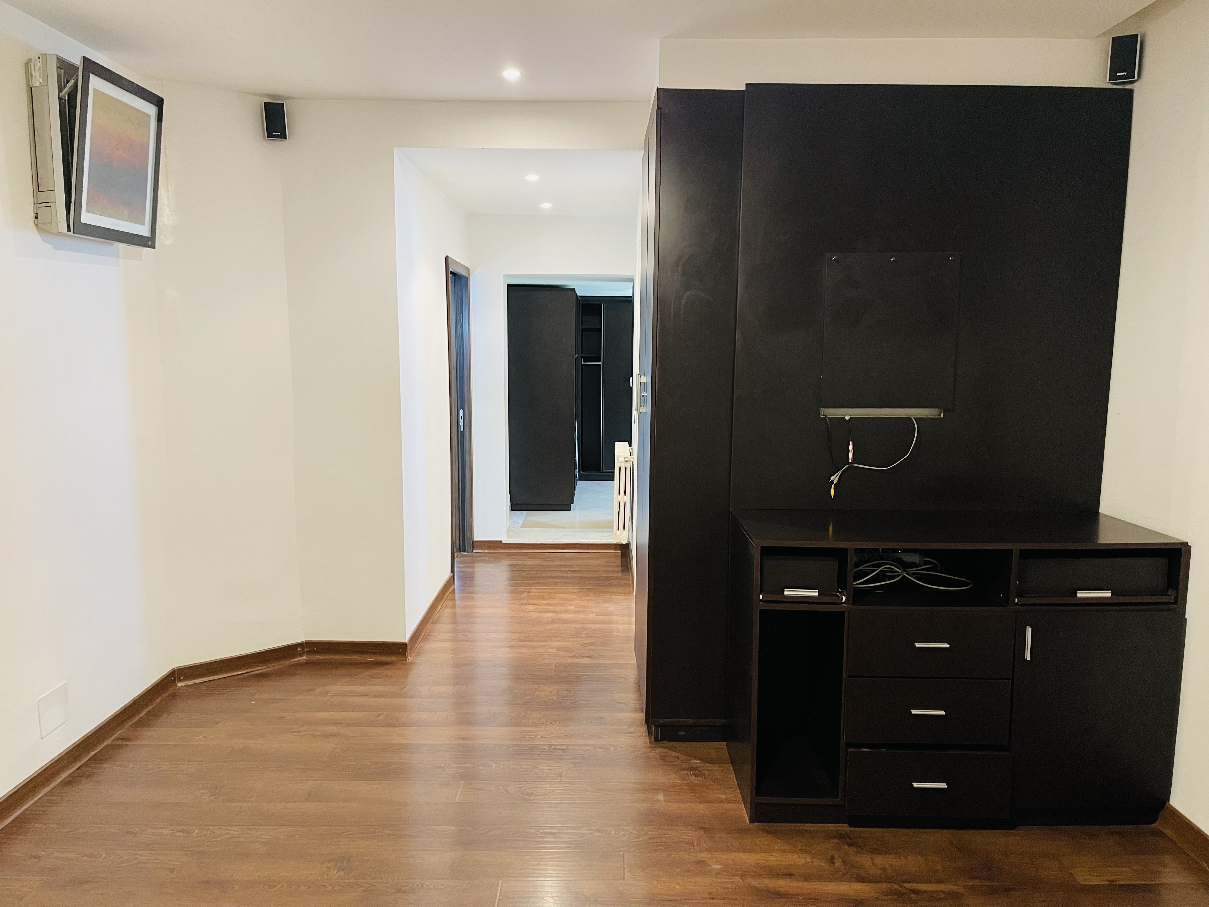 0D11AFAB-45E7-4DBE-921E-7A47E4BD2B9C