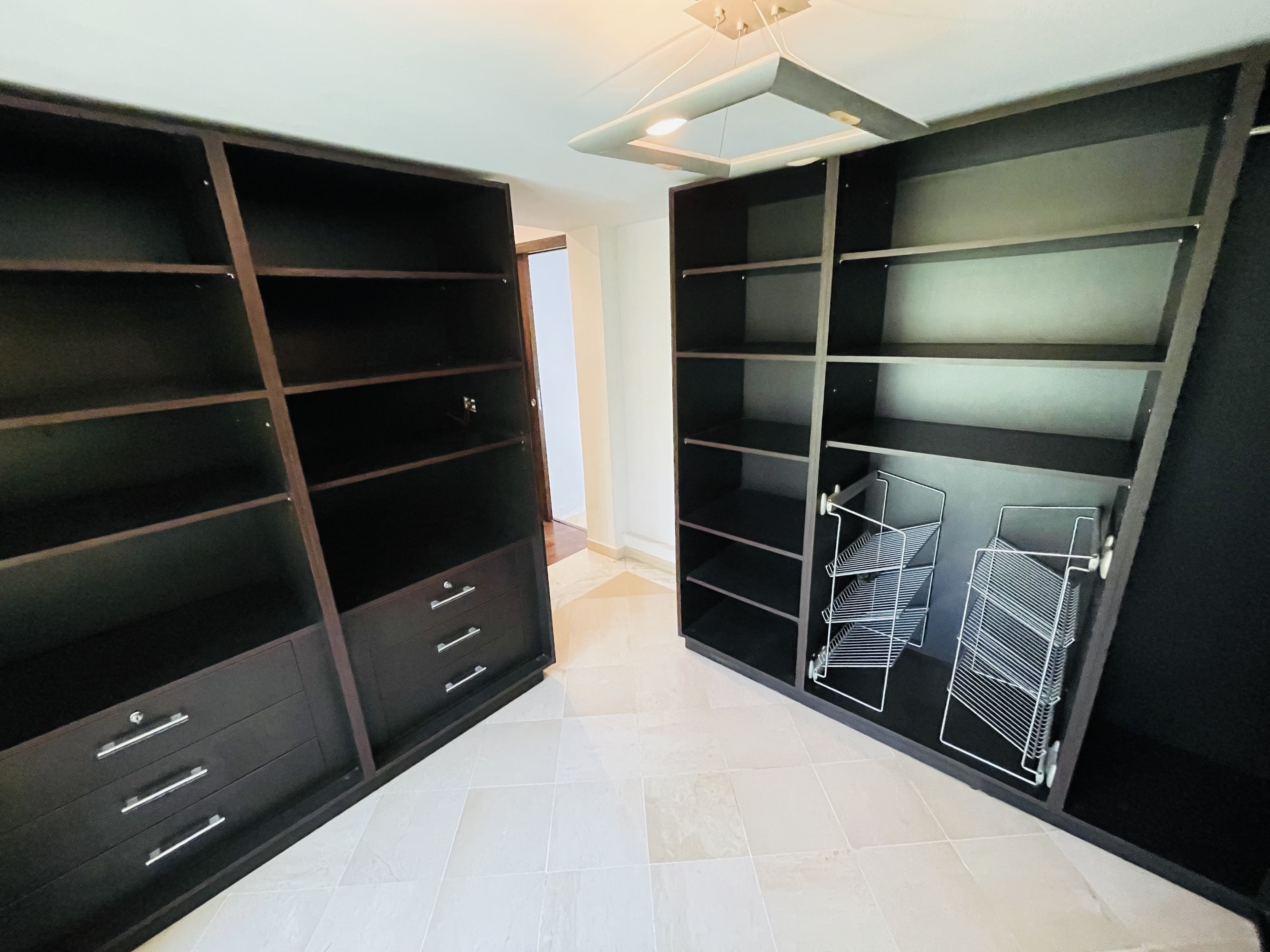 0DF8975E-6003-4214-9BF5-806B9EC7B7A7