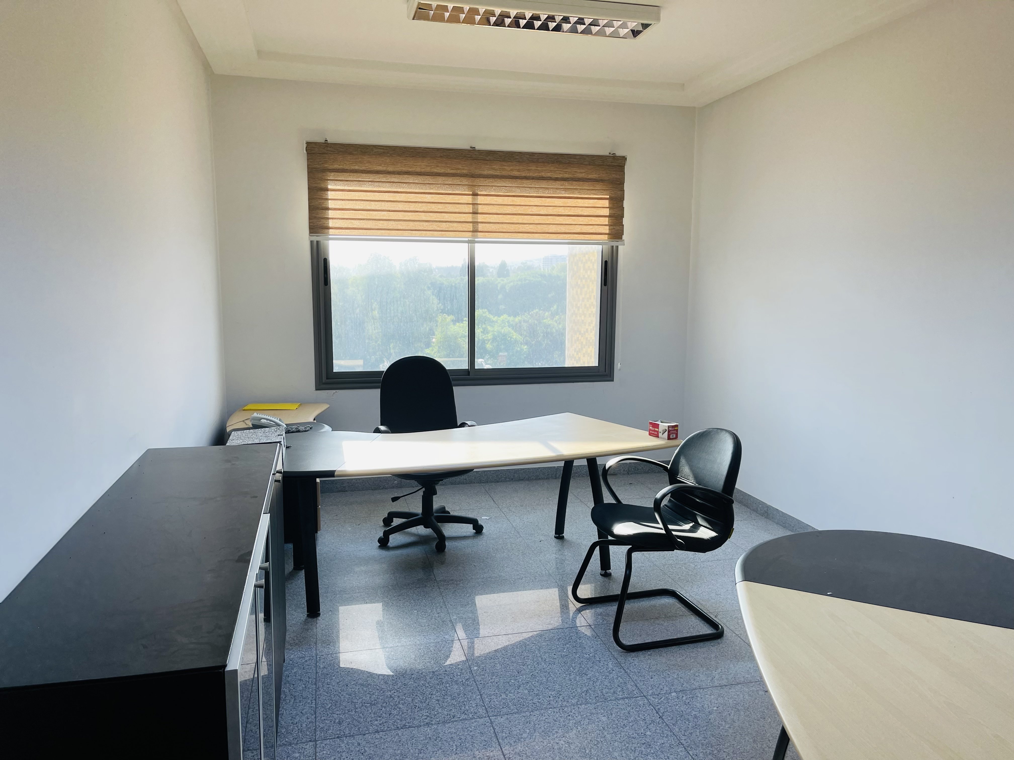 0E72A216-C241-469B-B1AD-F7FF22803170