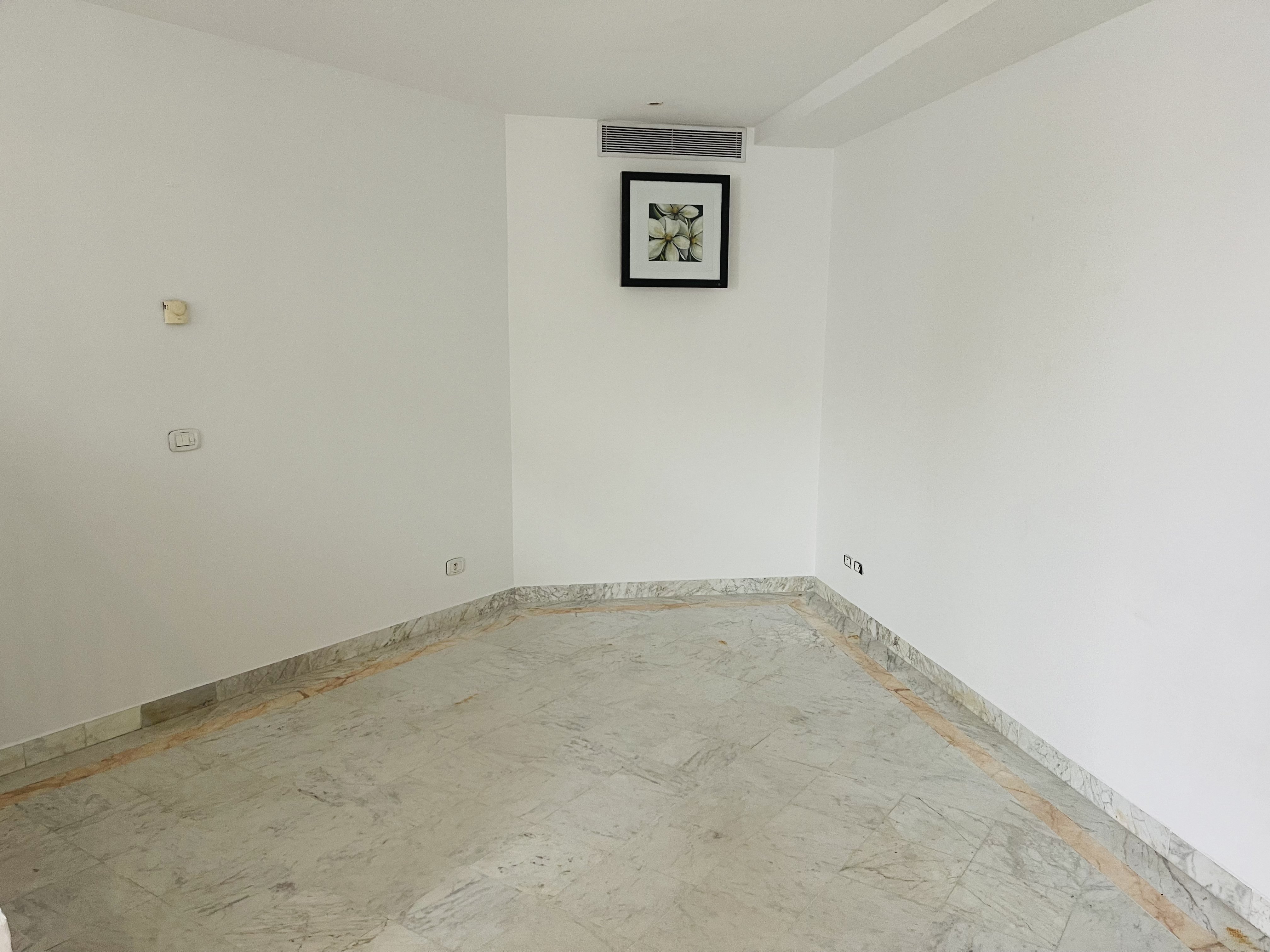 125C8A6A-1445-484F-AEF3-9BEE739CEE0F