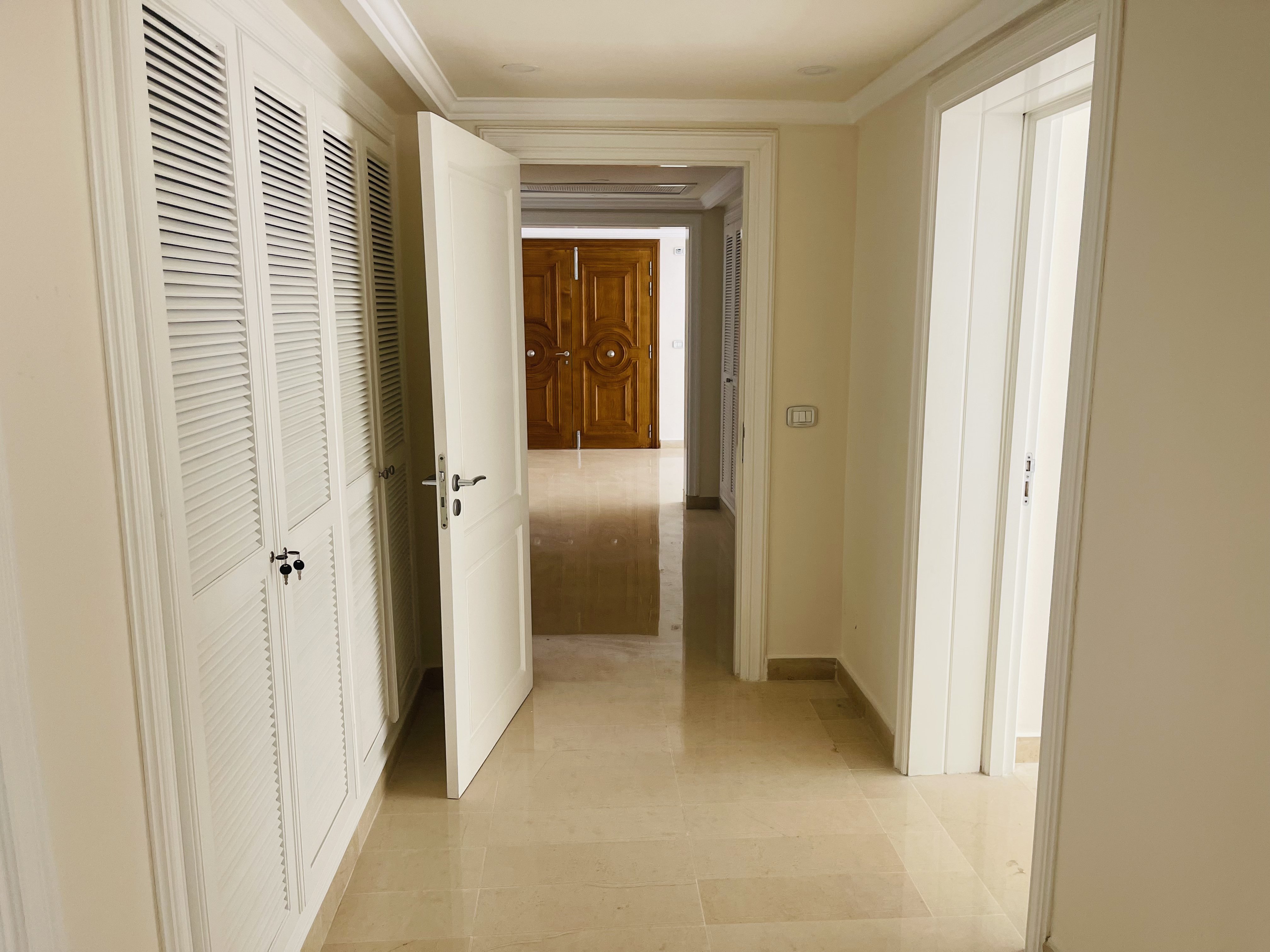 28BA7F0C-C6F7-40E7-BAB5-6BE61298938B