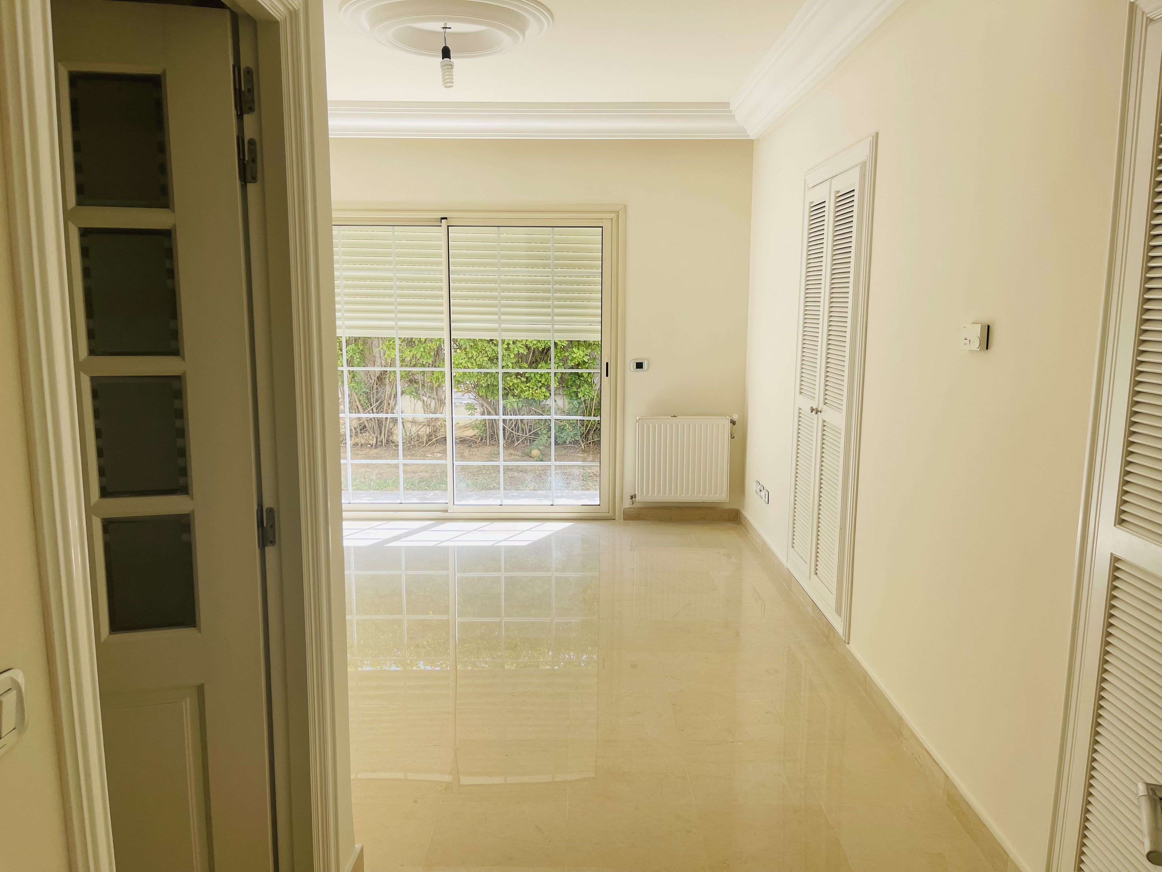 44091871-1F27-4A8A-AA45-78B1184B7837