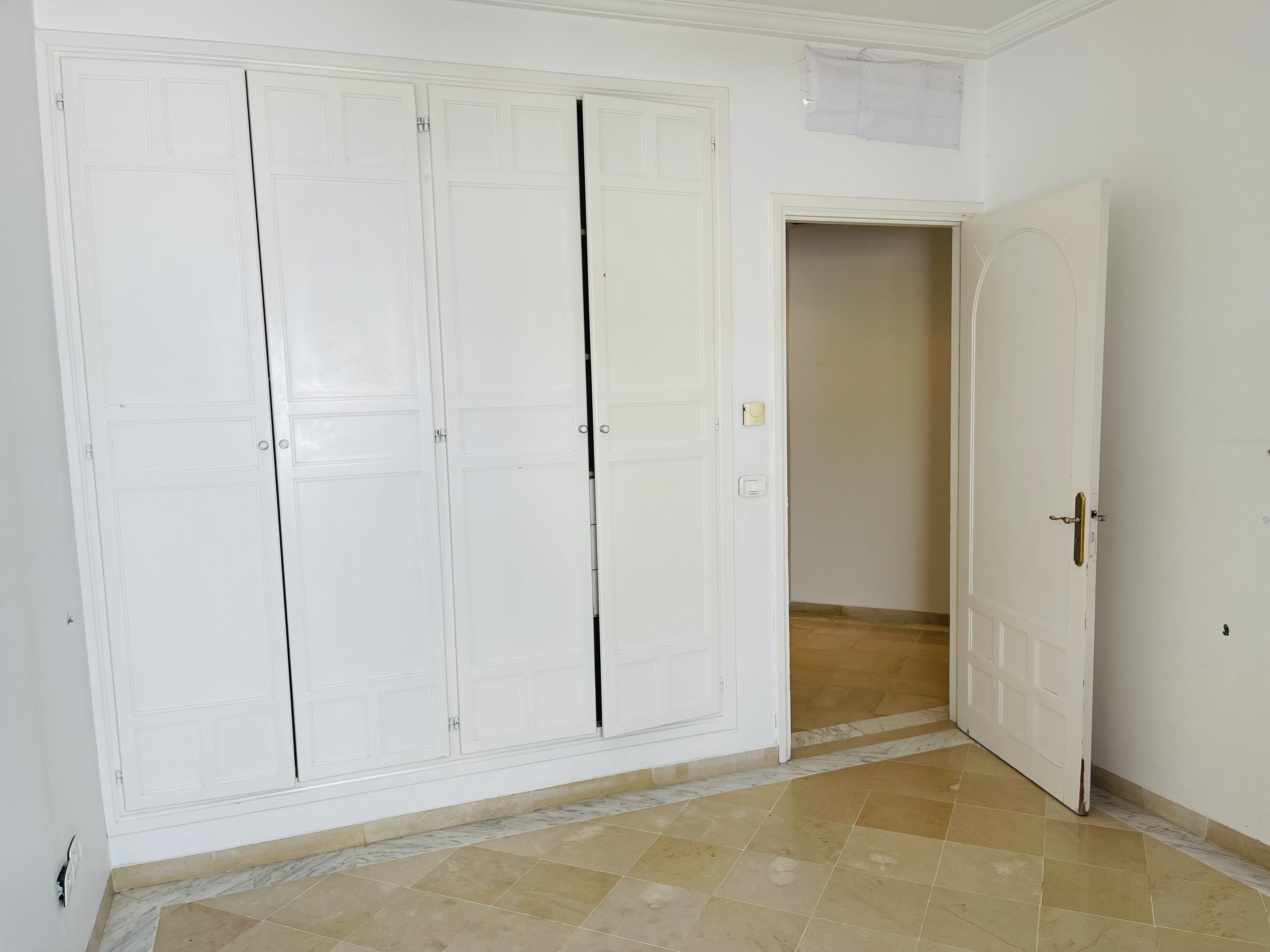 6AC15B99-3A73-4102-8C1A-E264AD32253A