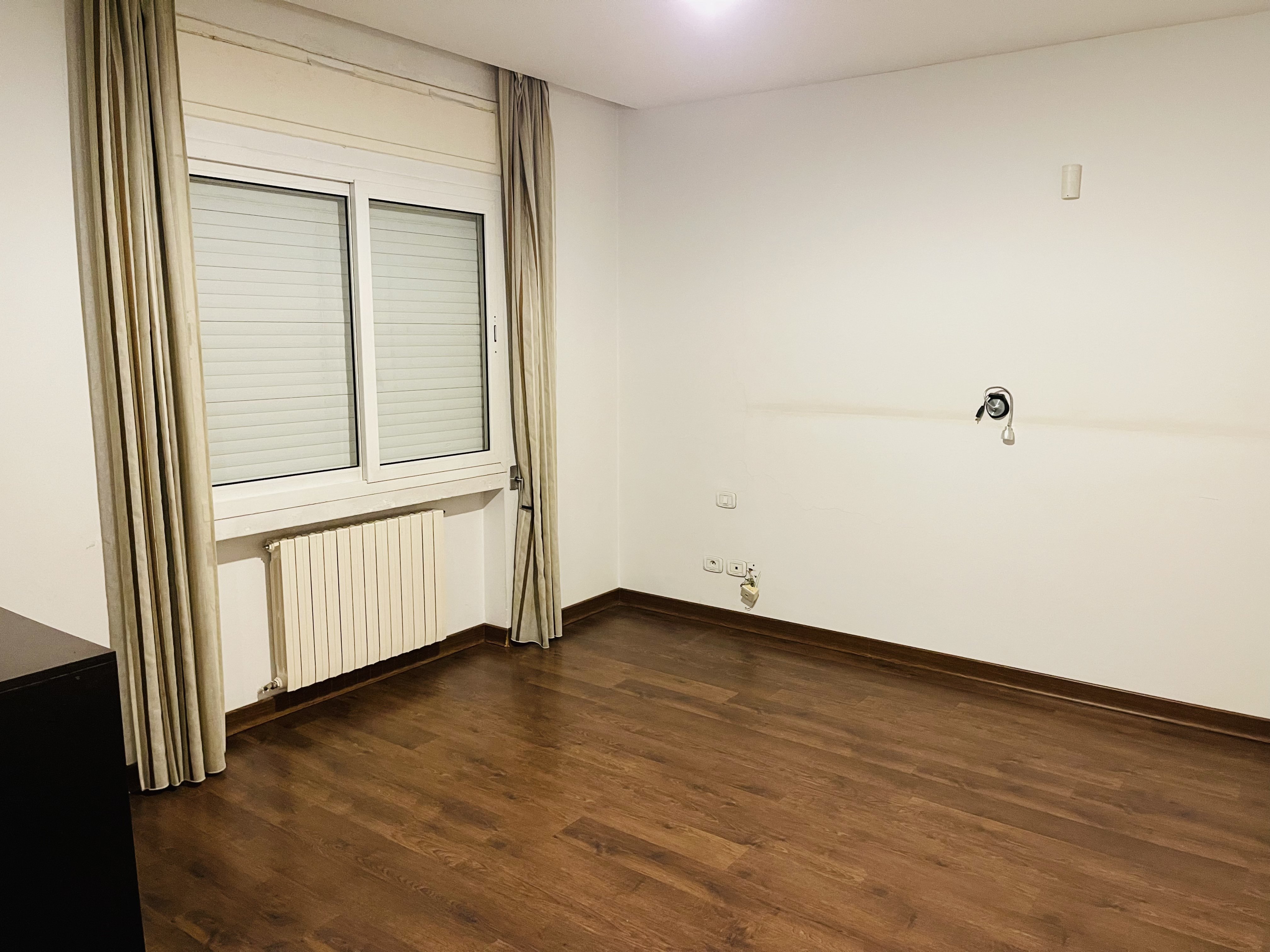 9842F151-C240-4BAE-81C5-232B7AE521BC