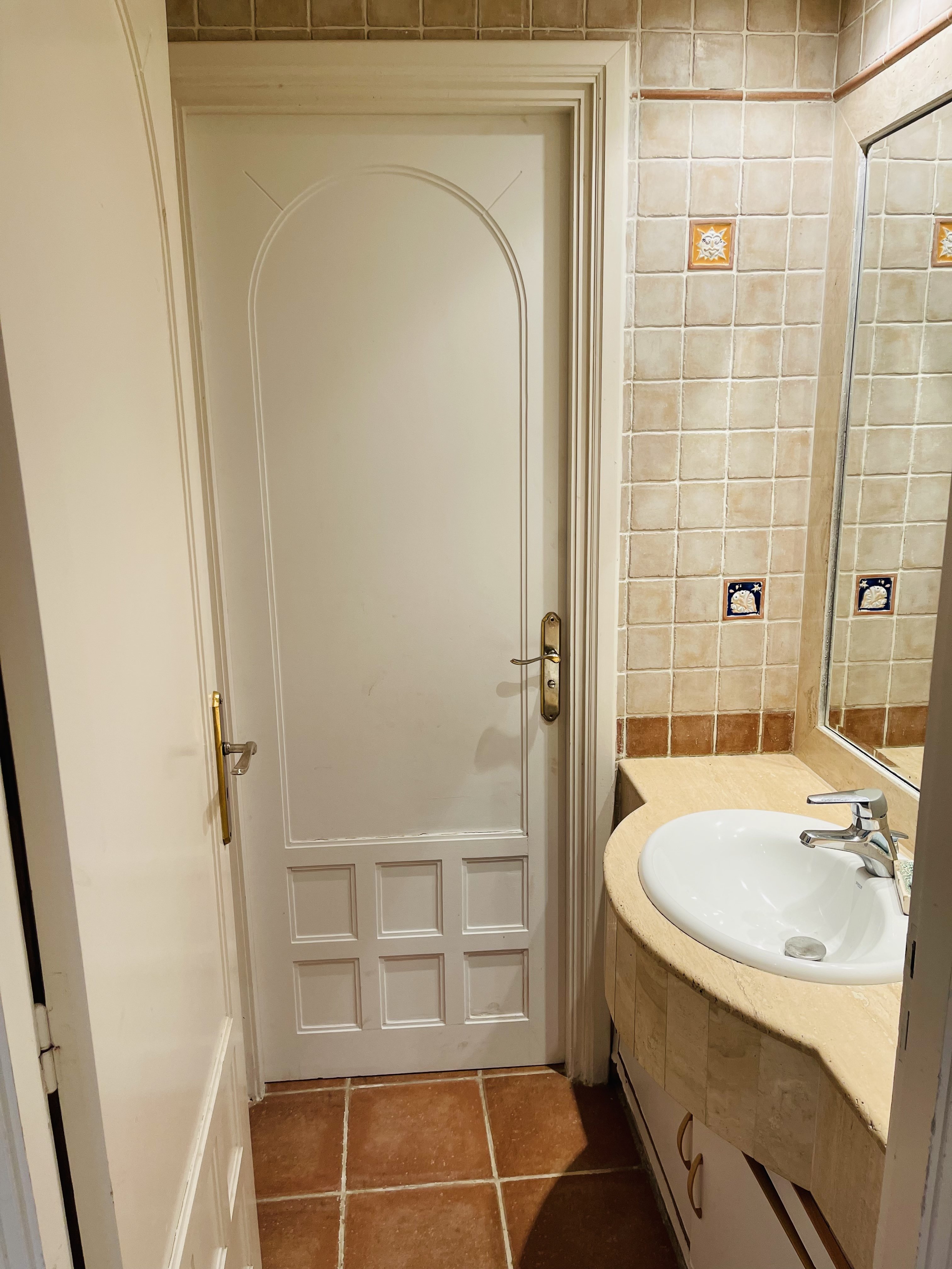 C4BE8AA1-4AD4-41D4-9922-7E3EECAF24A8