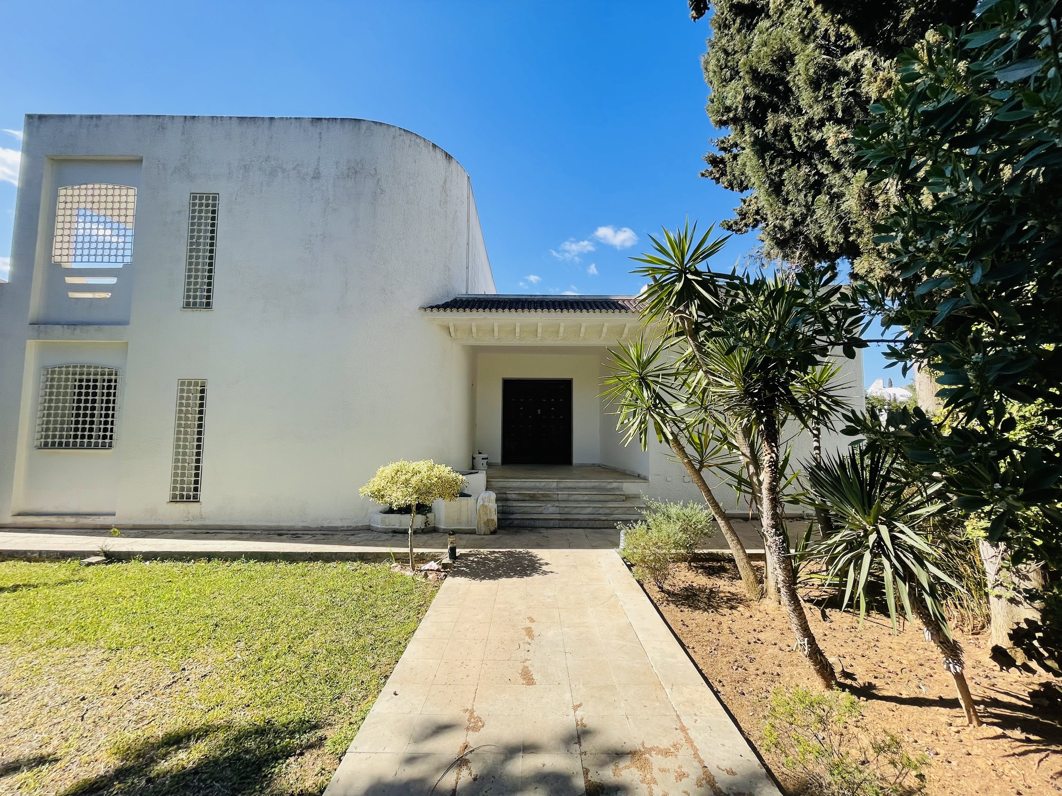 D5F930F1-F02D-4F28-A234-A77DF55183AC