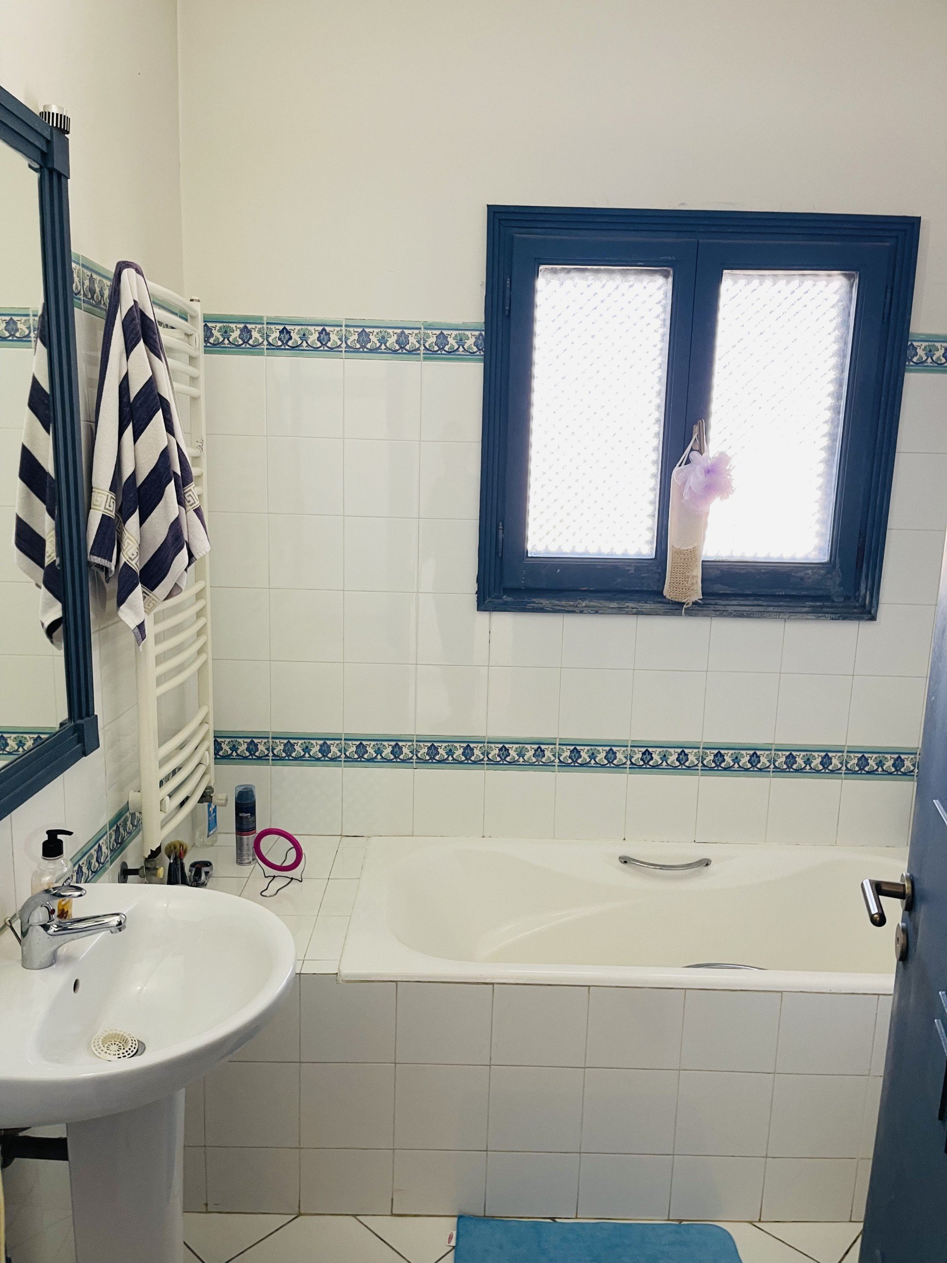 47E07AC1-AEF7-48EF-90F8-4C198477E2B3