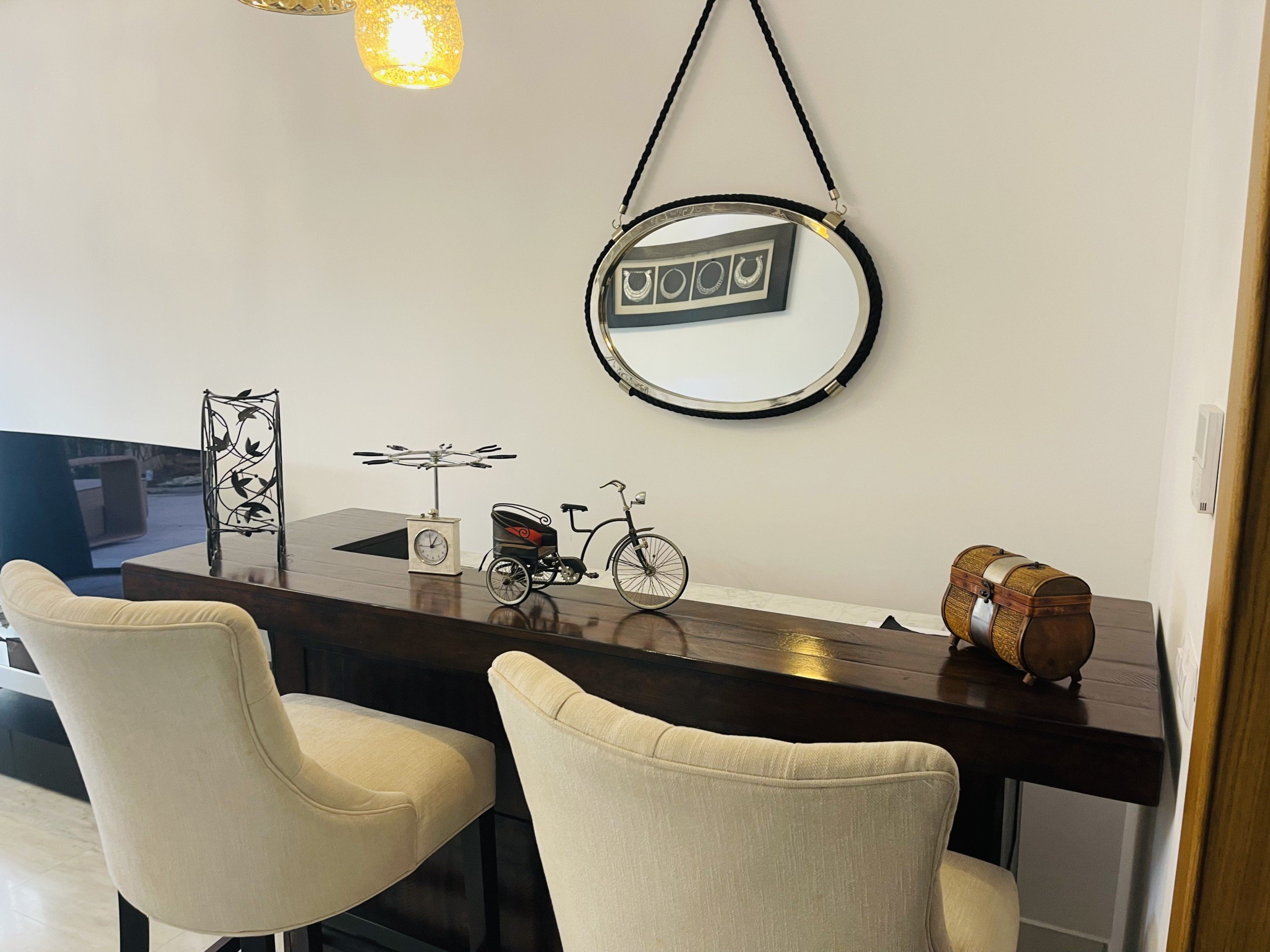 9A6BEF46-20B2-4F4A-9D2A-7CBF6F35E45E