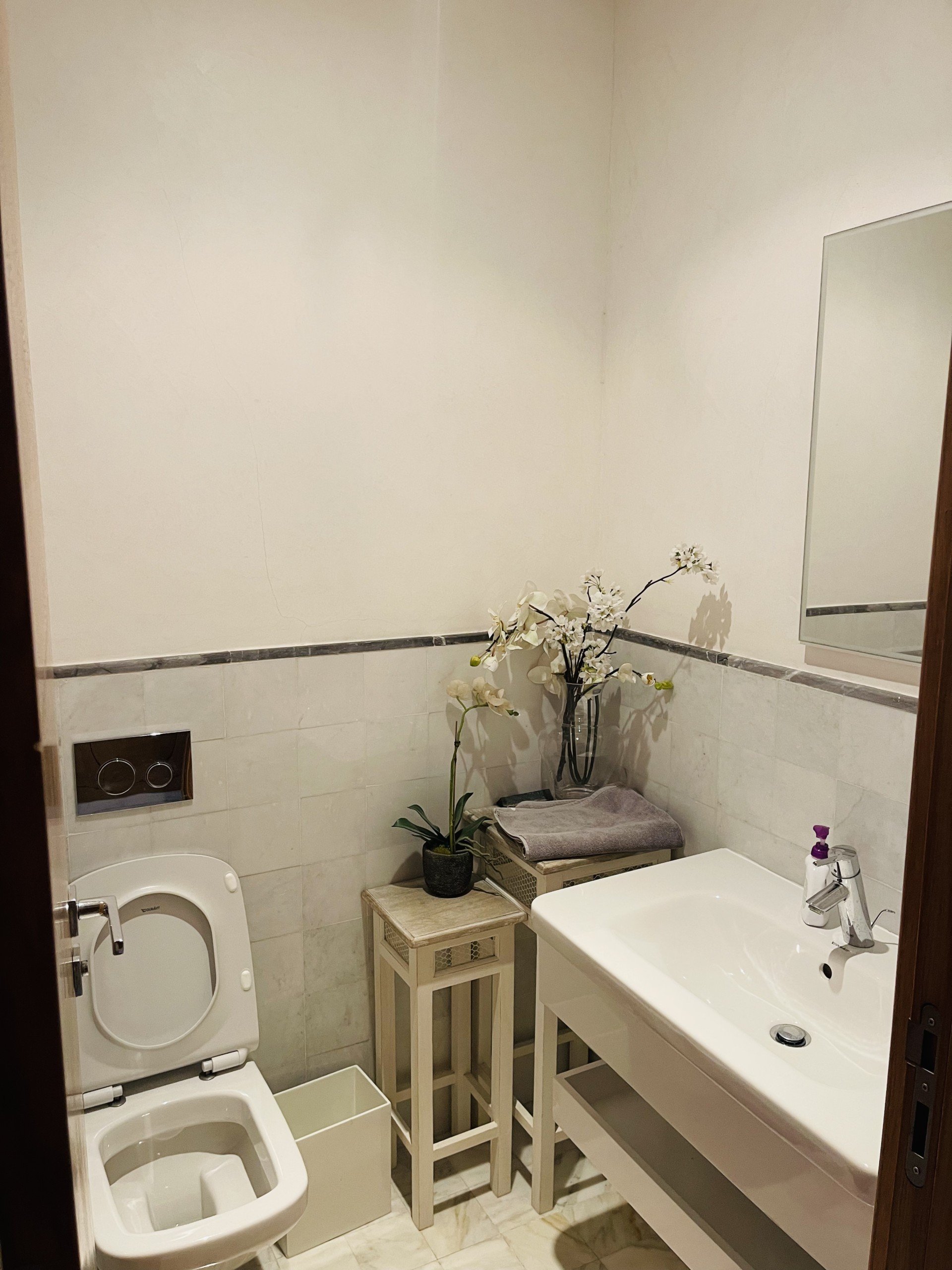 BC92D0F0-505C-4390-8BE4-35B4A9B5C8CE