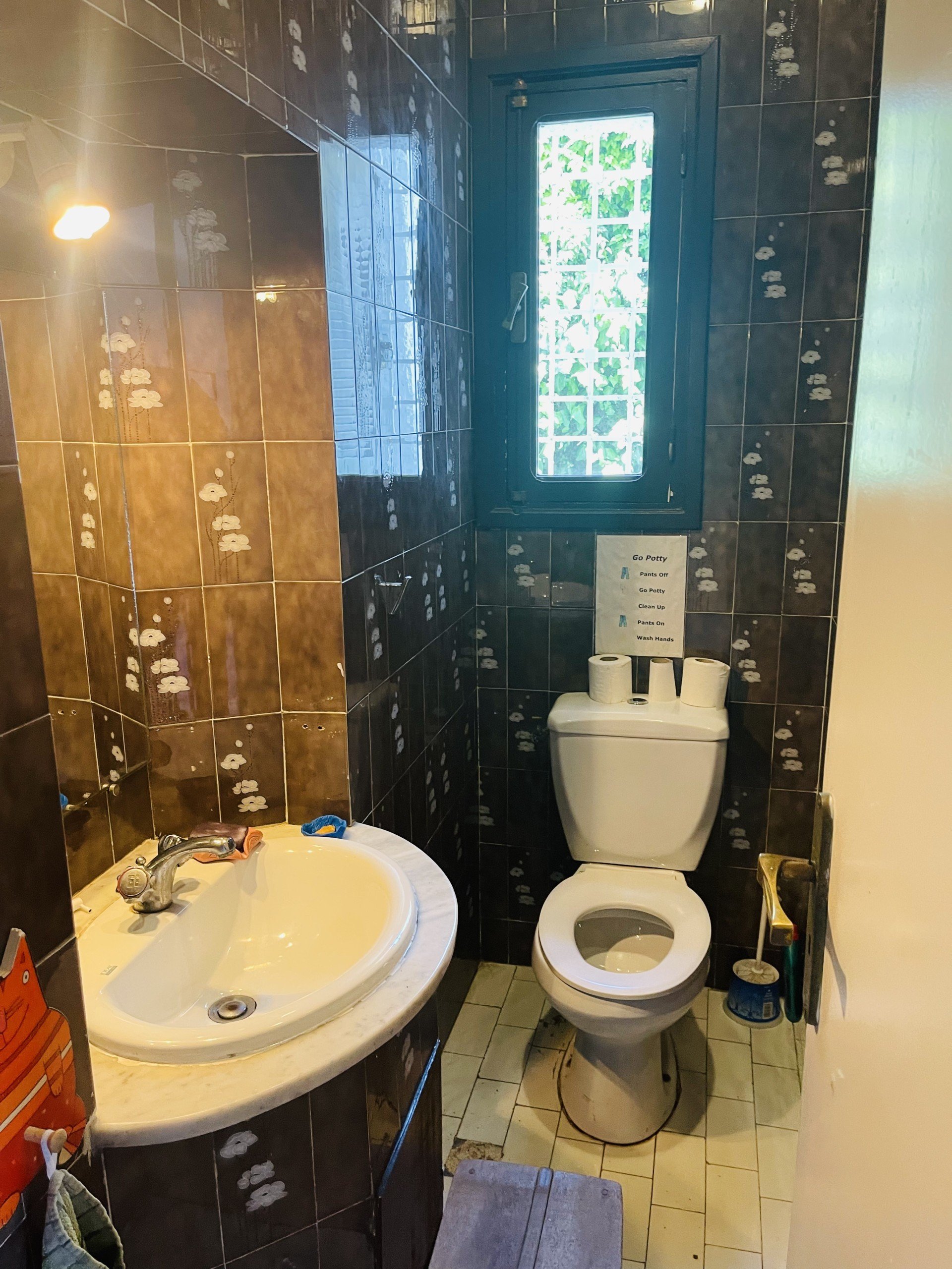 018BF91E-B5C7-46FE-A67F-D1E40C09AD47